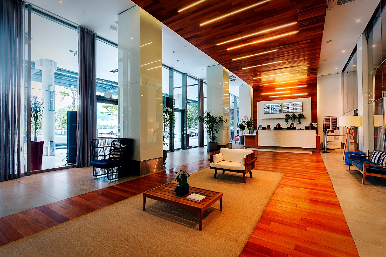 Lobby e recepção do Prodigy Santos Dumont
